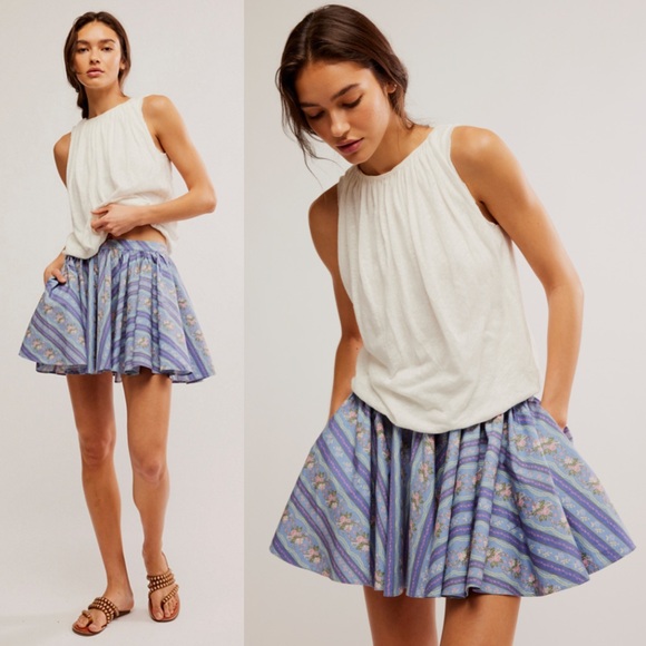 Free People Dresses & Skirts - Free People Gaia Printed Blue Floral Flared Mini Skirt Size XS